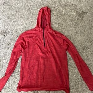 Lululemon Men’s hooded pull over